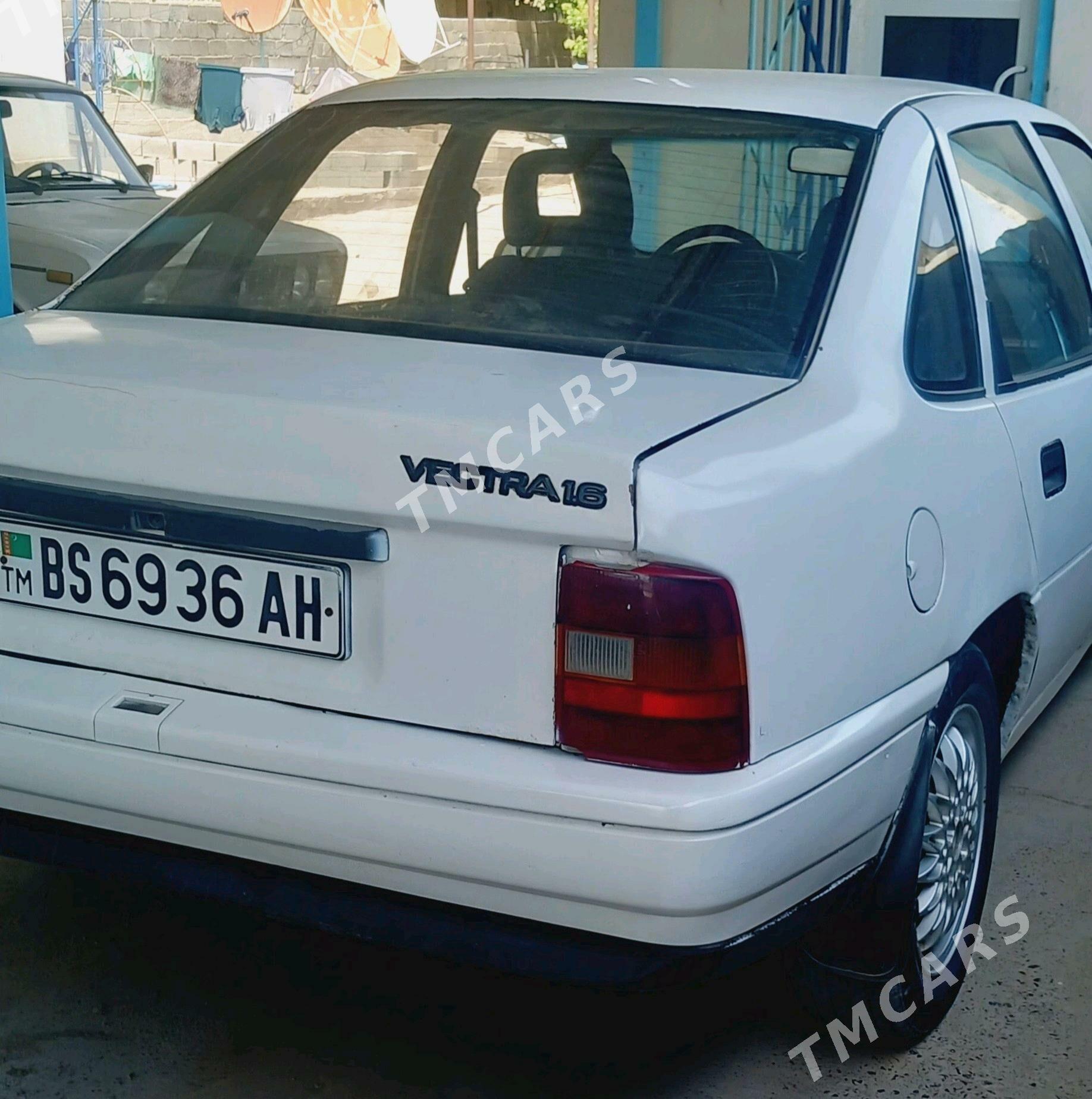 Opel Vectra 1991 - 25 000 TMT - Бахарден - img 4