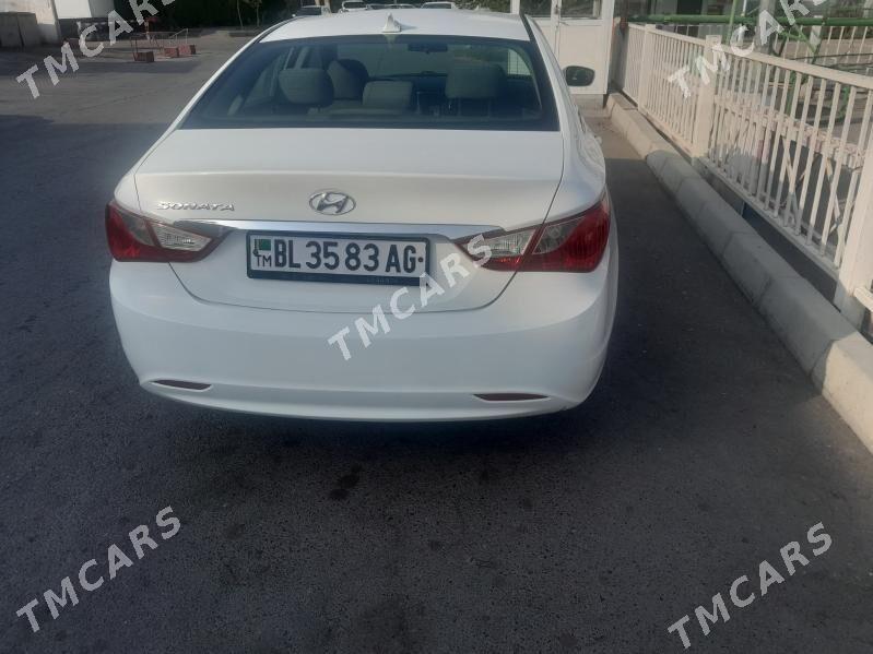 Hyundai Sonata 2010 - 137 000 TMT - 5 mkr - img 2