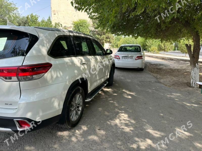 Toyota Highlander 2017 - 330 000 TMT - Atatürk köç. - img 5