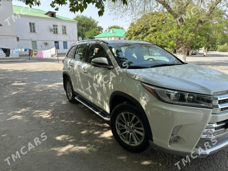 Toyota Highlander 2017 - 330 000 TMT - Atatürk köç. - img 4