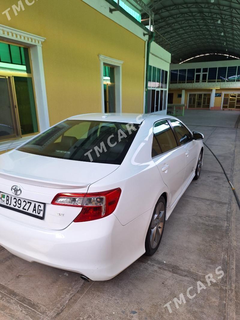 Toyota Camry 2013 - 255 000 TMT - Ашхабад - img 3