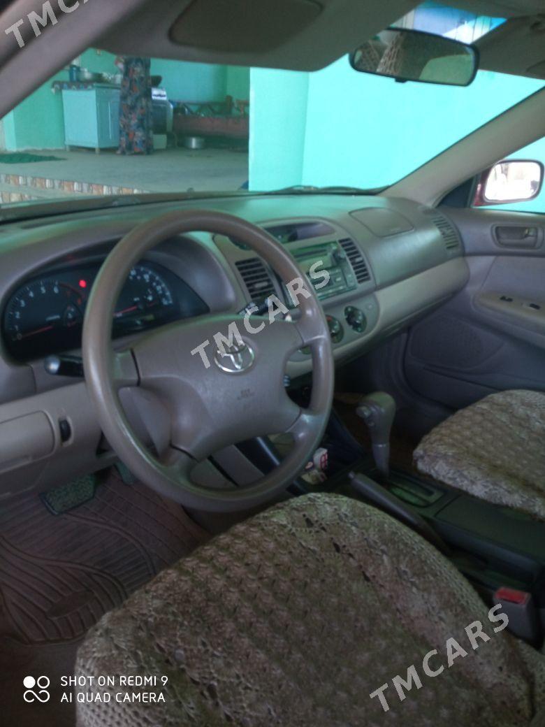 Toyota Camry 2002 - 150 000 TMT - Саят - img 5