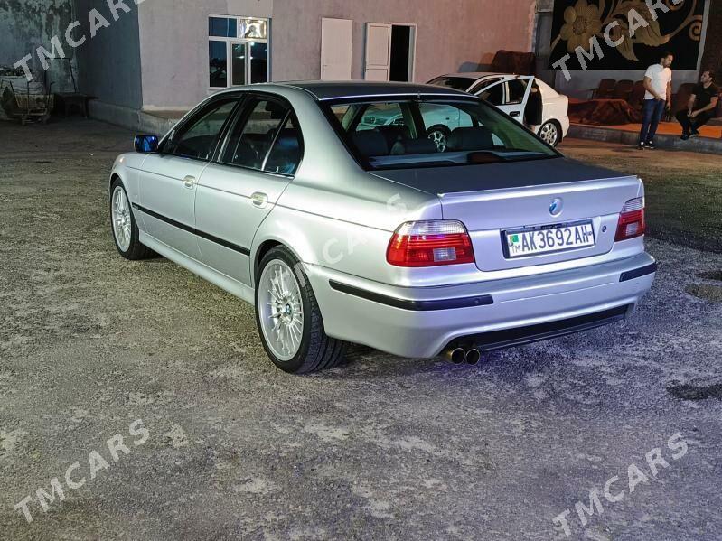 BMW E39 2000 - 93 000 TMT - Aşgabat - img 4