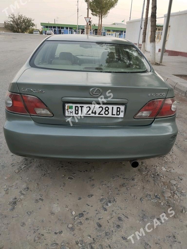 Lexus ES 300 2002 - 120 000 TMT - Garabekewül - img 2