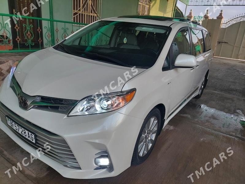 Toyota Sienna 2019 - 440 000 TMT - Gypjak - img 3