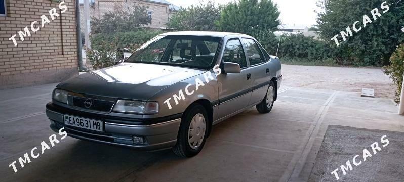 Opel Vectra 1990 - 30 000 TMT - Мары - img 5