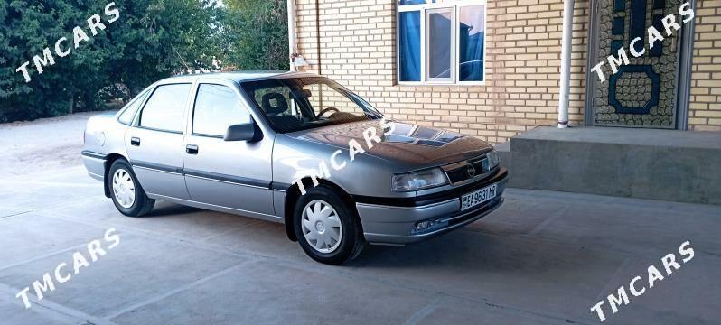 Opel Vectra 1990 - 30 000 TMT - Мары - img 6