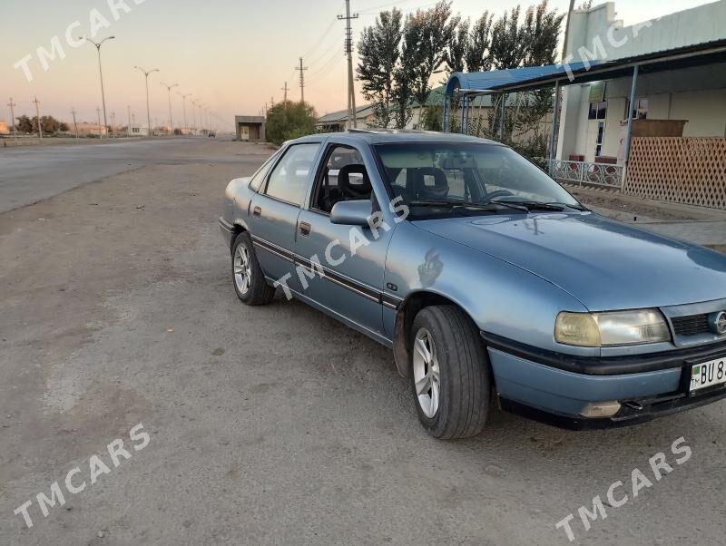 Opel Vectra 1989 - 22 000 TMT - Boldumsaz - img 2