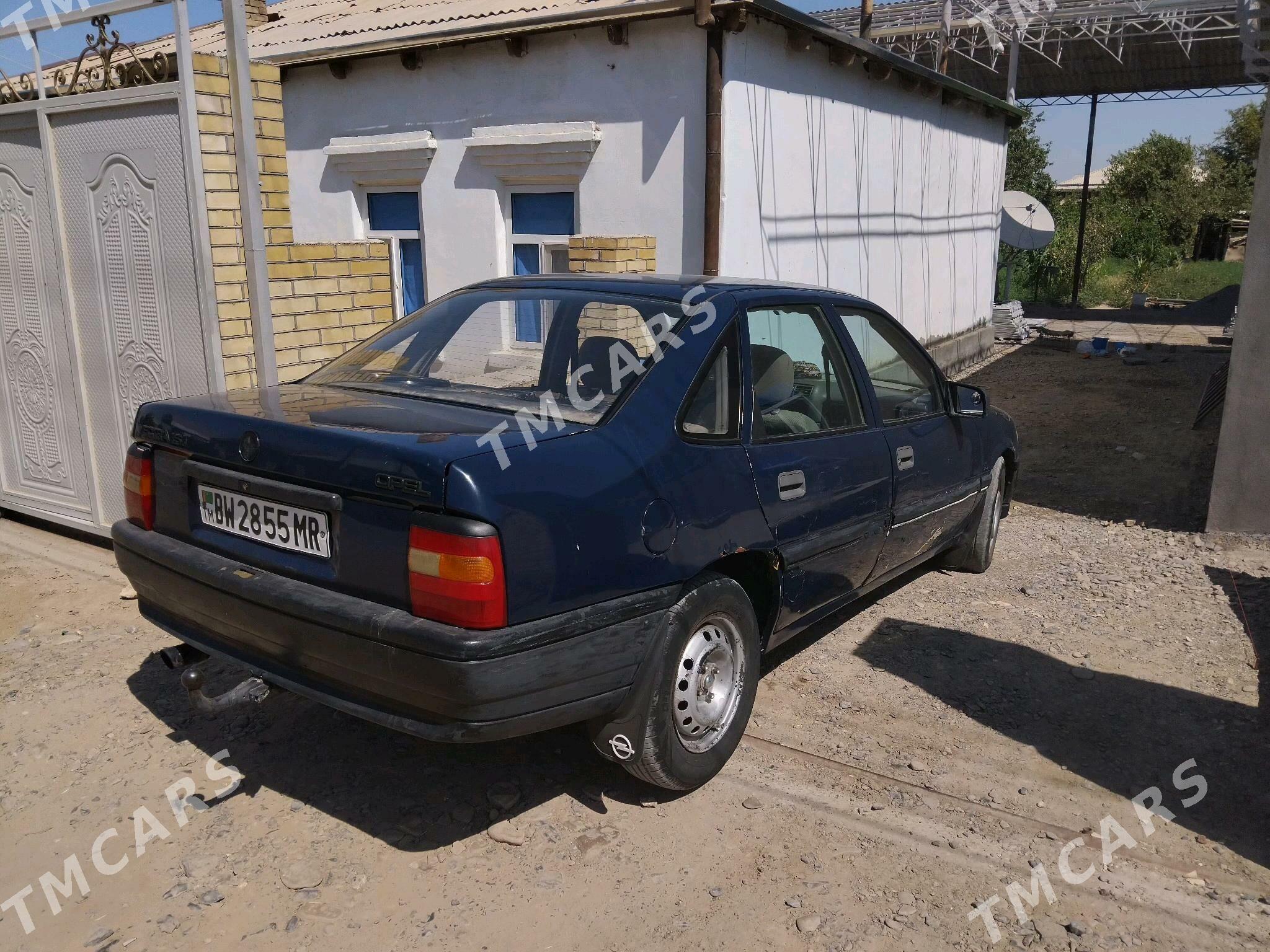 Opel Vectra 1990 - 16 000 TMT - Мургап - img 3