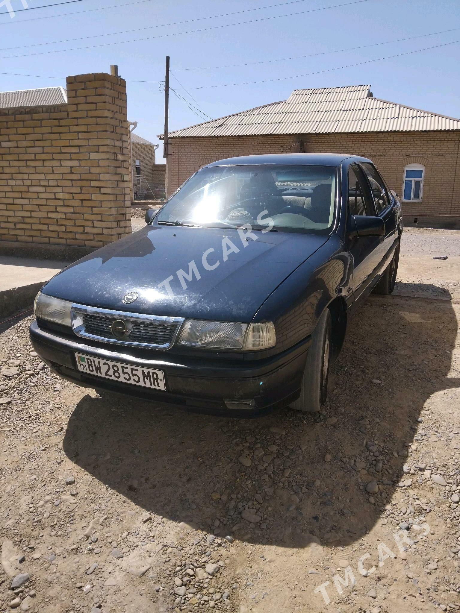 Opel Vectra 1990 - 16 000 TMT - Мургап - img 7