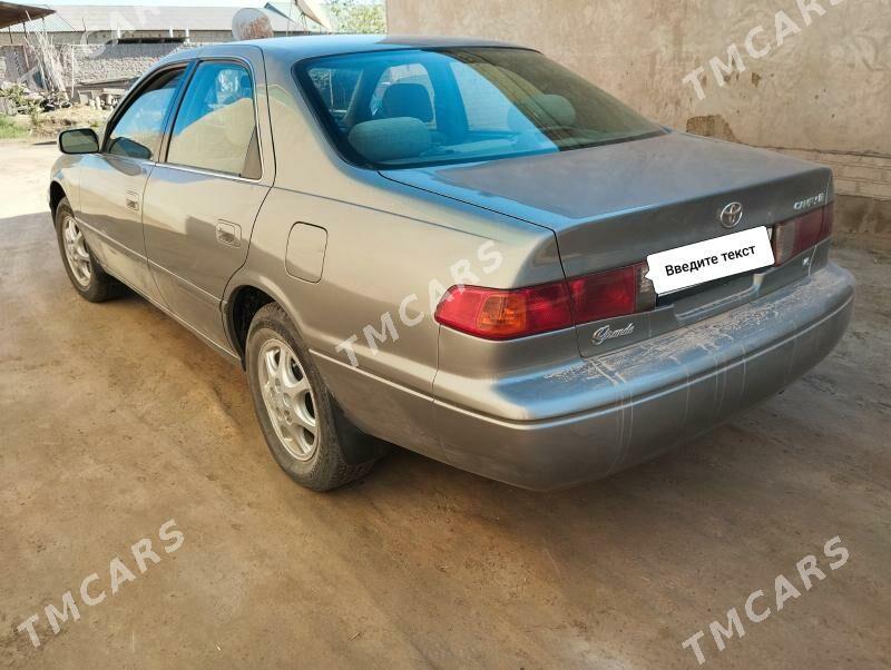 Toyota Camry 2000 - 120 000 TMT - етр. Туркменбаши - img 4