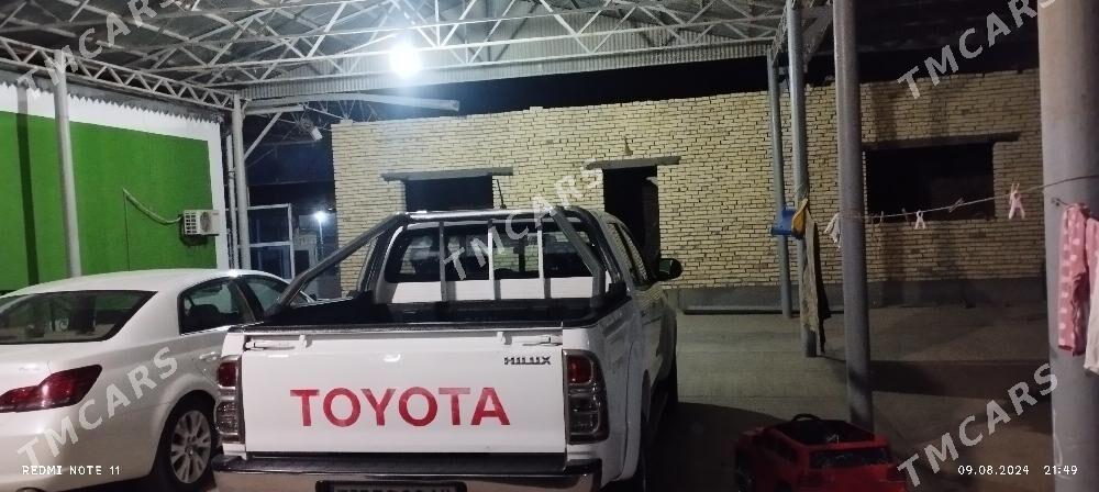 Toyota Hilux 2015 - 280 000 TMT - Tejen - img 2