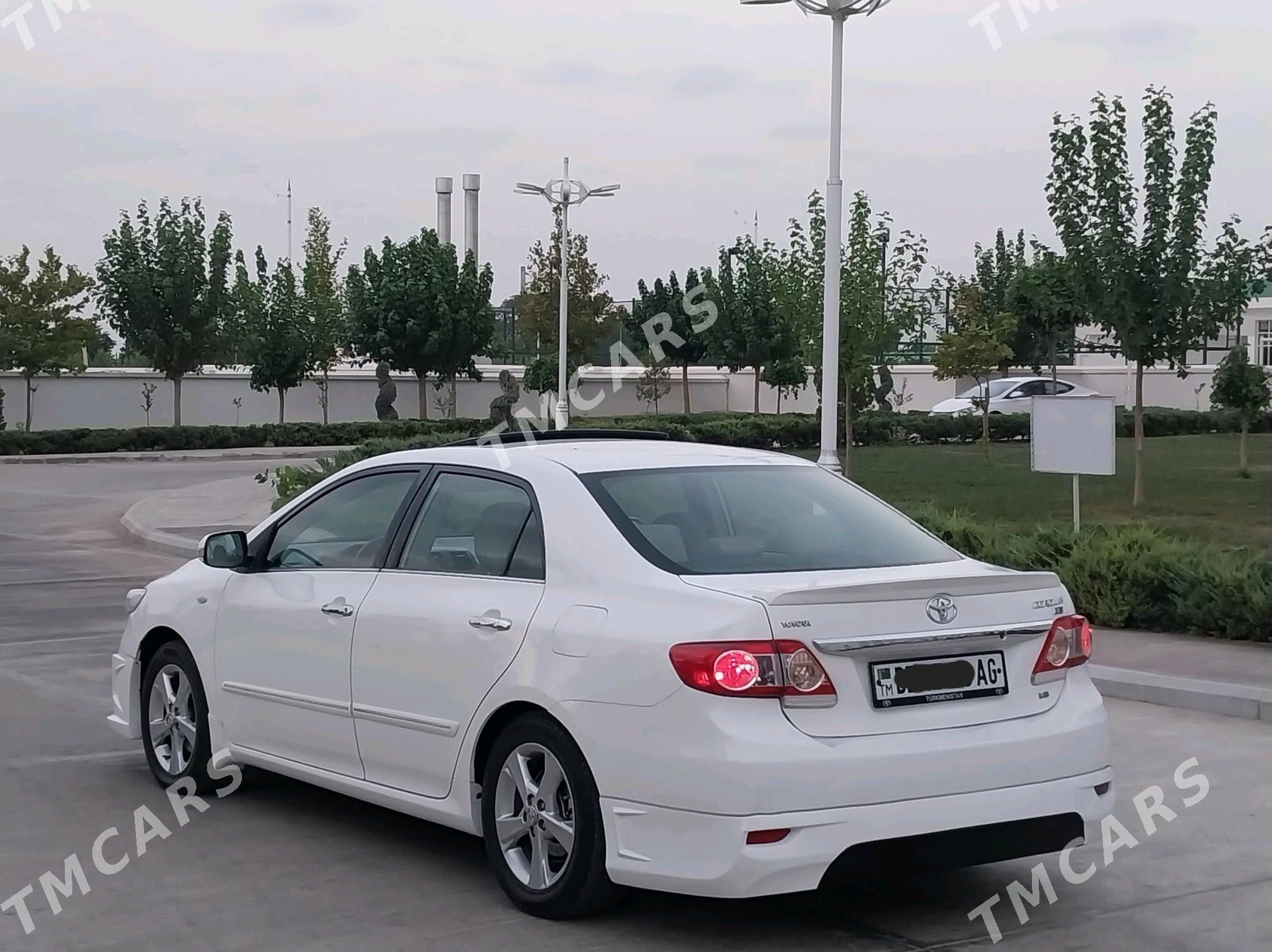 Toyota Corolla 2010 - 165 000 TMT - Ашхабад - img 2