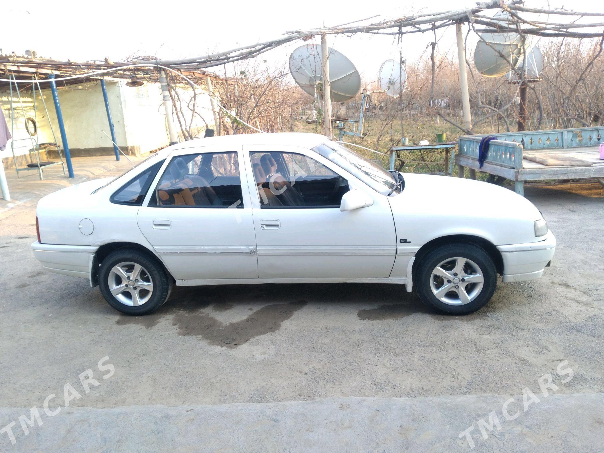 Opel Vectra 1991 - 31 000 TMT - Tejen - img 2