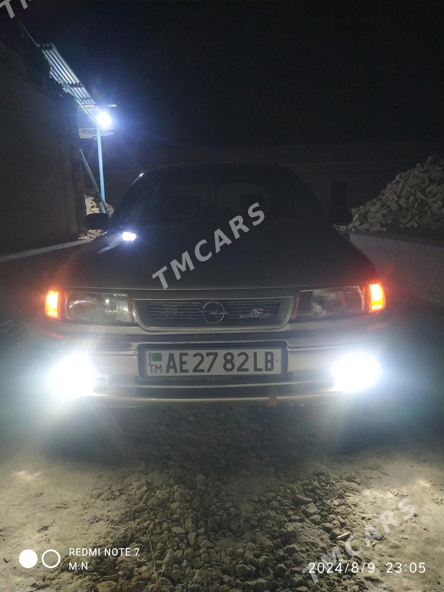 Opel Vectra 1993 - 50 000 TMT - Çärjew - img 2