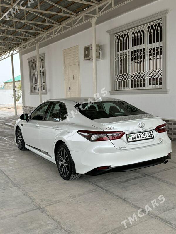 Toyota Camry 2022 - 430 000 TMT - Balkanabat - img 3