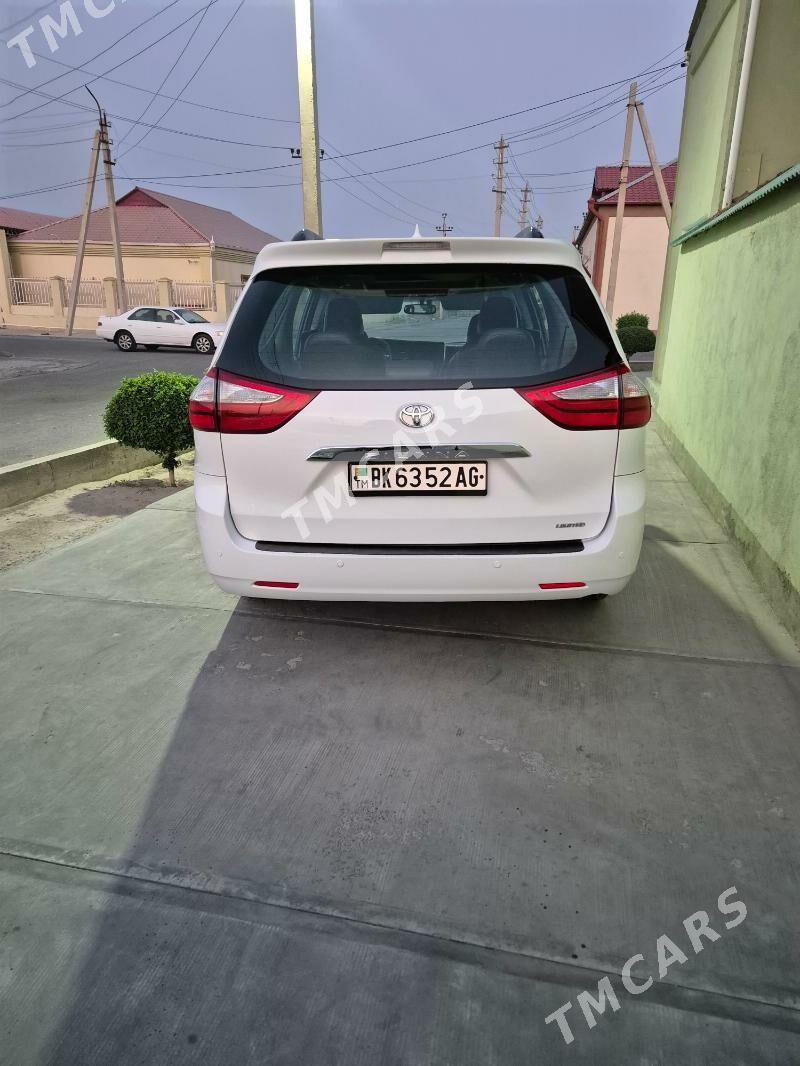 Toyota Sienna 2016 - 395 000 TMT - Aşgabat - img 6