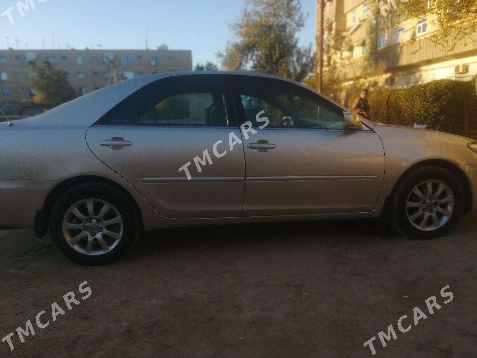 Toyota Camry 2003 - 130 000 TMT - Газаджак - img 5