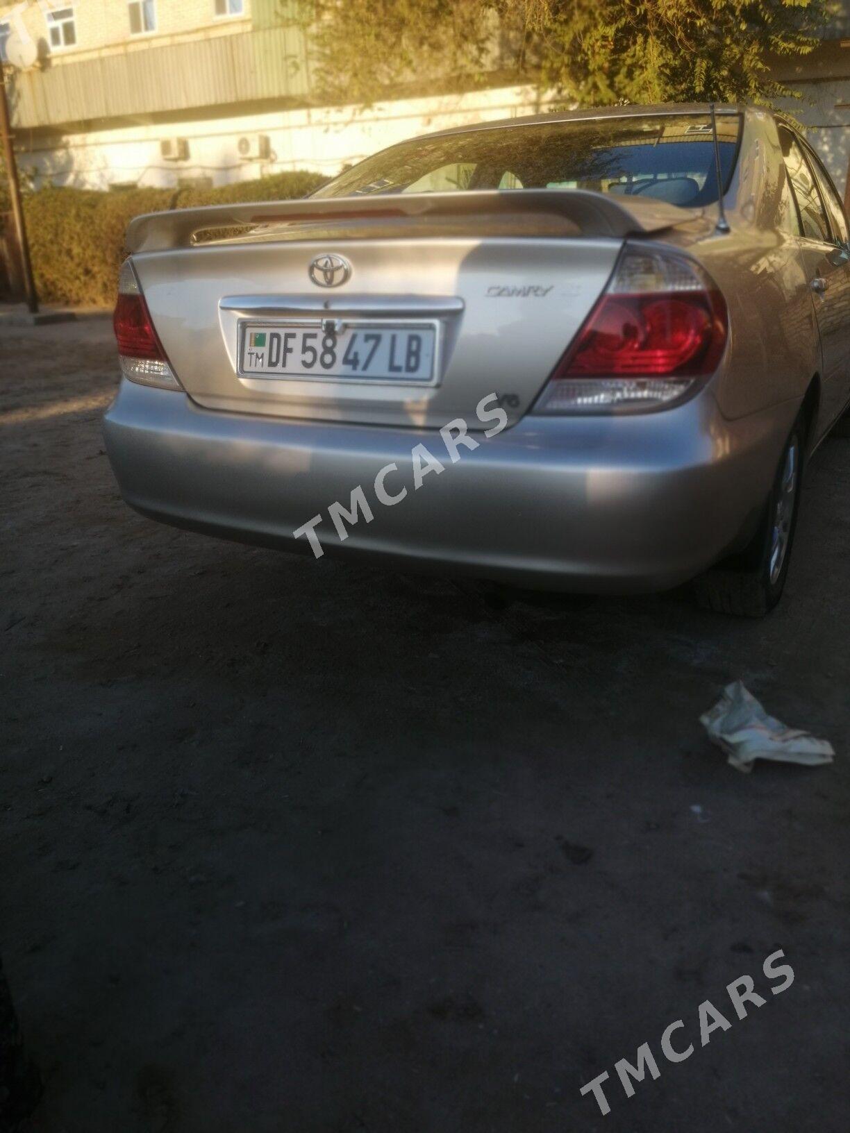 Toyota Camry 2003 - 130 000 TMT - Газаджак - img 4