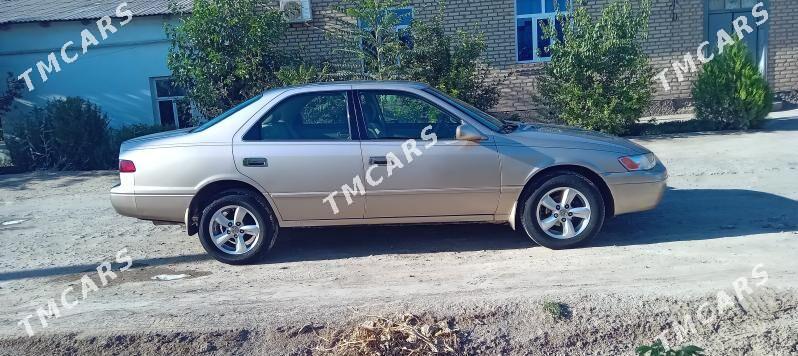 Toyota Camry 1999 - 120 000 TMT - Köneürgenç - img 5