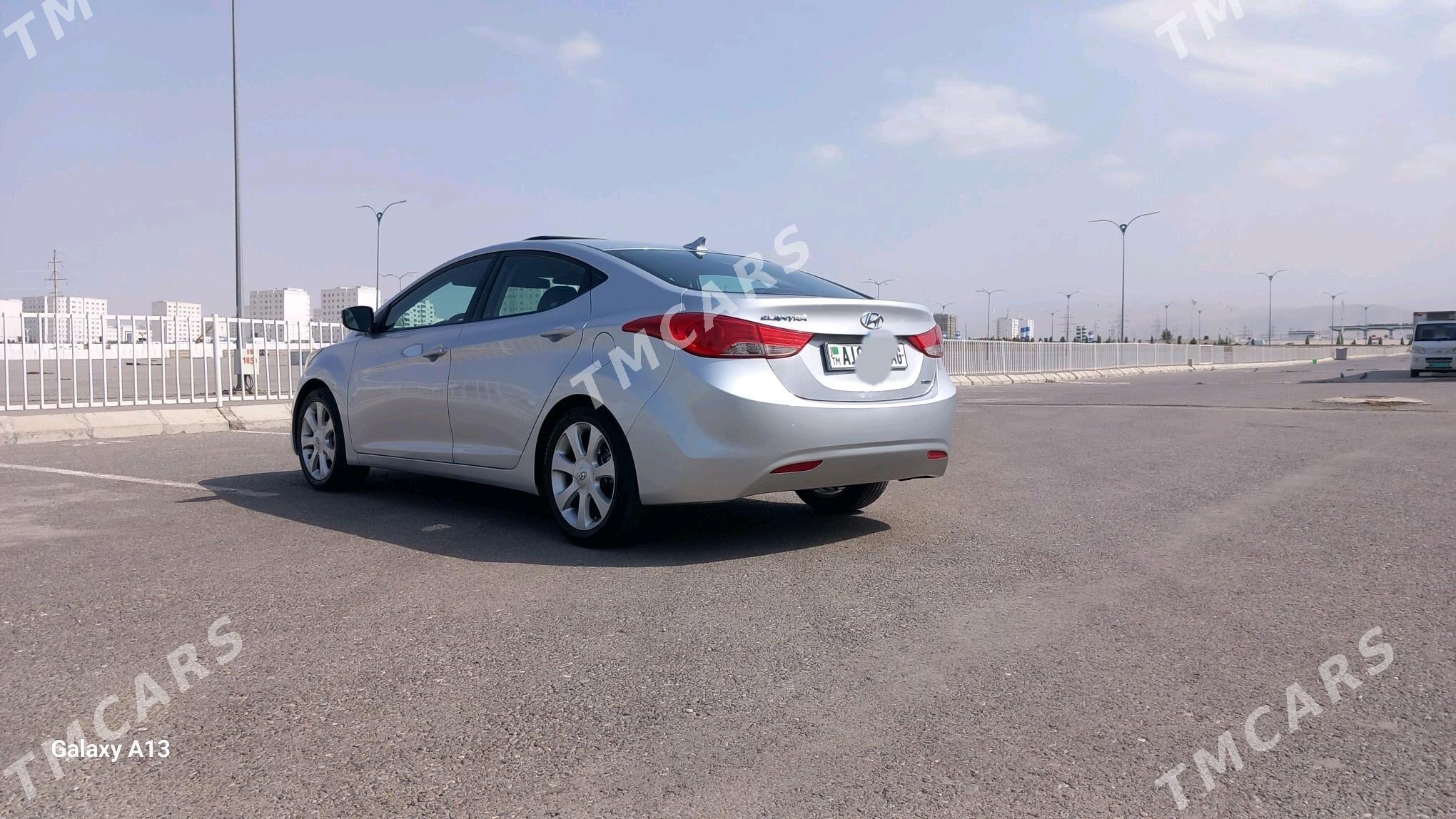 Hyundai Elantra 2011 - 132 000 TMT - Ашхабад - img 3