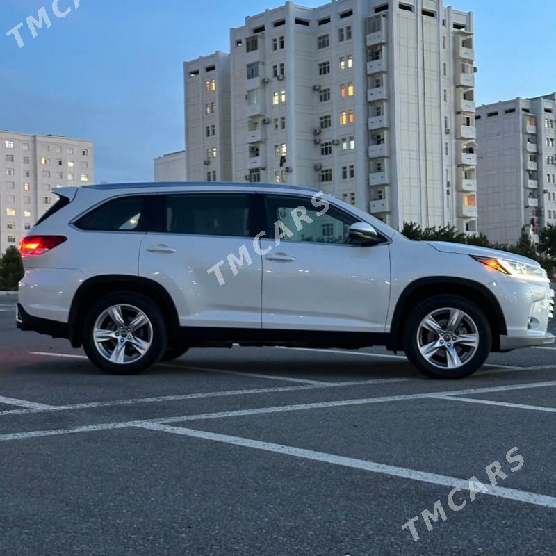 Toyota Highlander 2018 - 520 000 TMT - Ашхабад - img 10