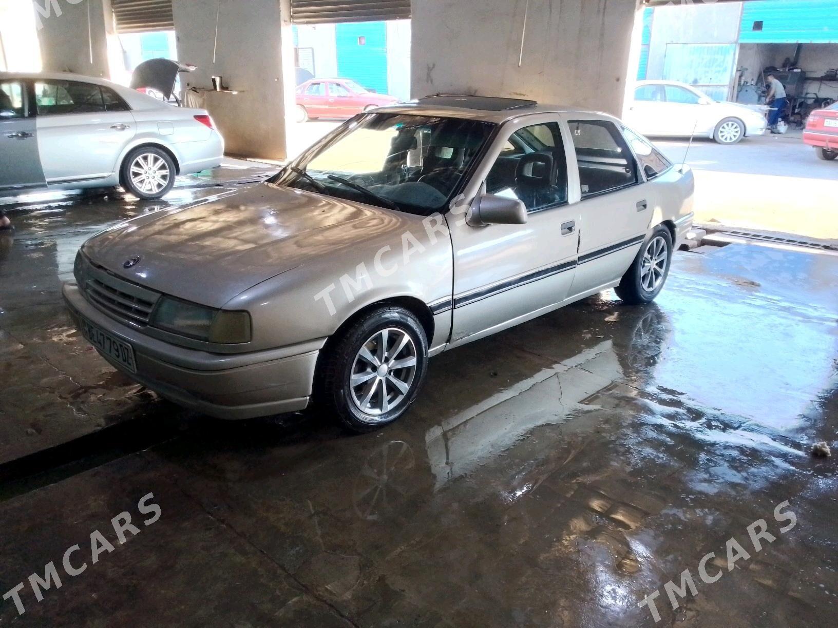 Opel Vectra 1990 - 18 000 TMT - Дашогуз - img 5