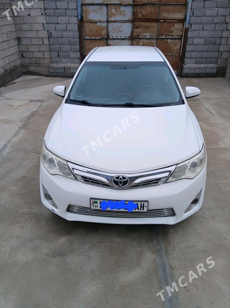 Toyota Camry 2012 - 158 000 TMT - Теджен - img 2