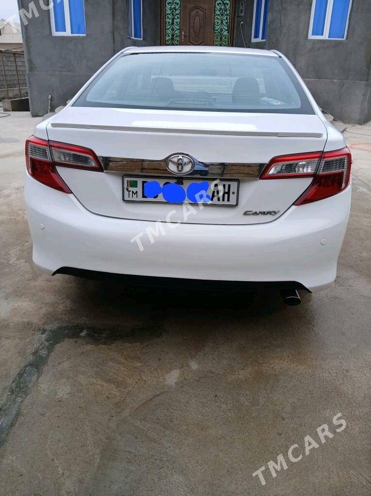 Toyota Camry 2012 - 158 000 TMT - Теджен - img 3