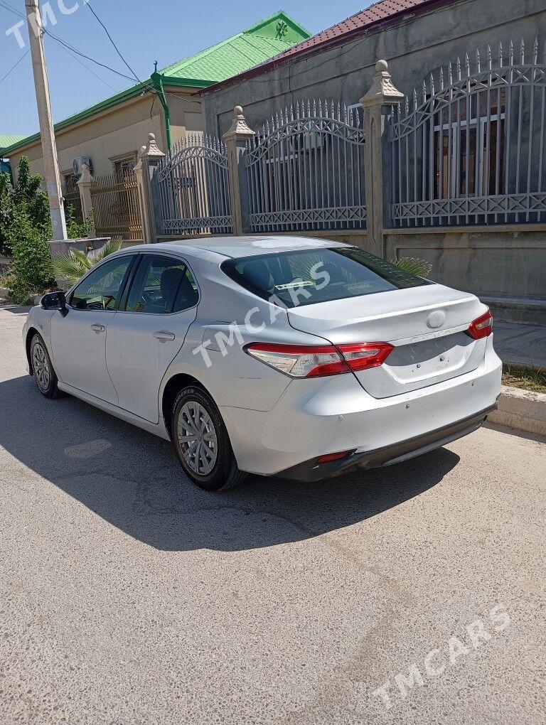 Toyota Camry 2019 - 192 000 TMT - Aşgabat - img 3