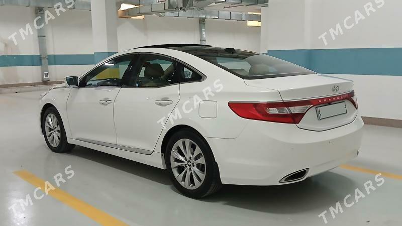 Hyundai Grandeur 2014 - 254 000 TMT - Ашхабад - img 4