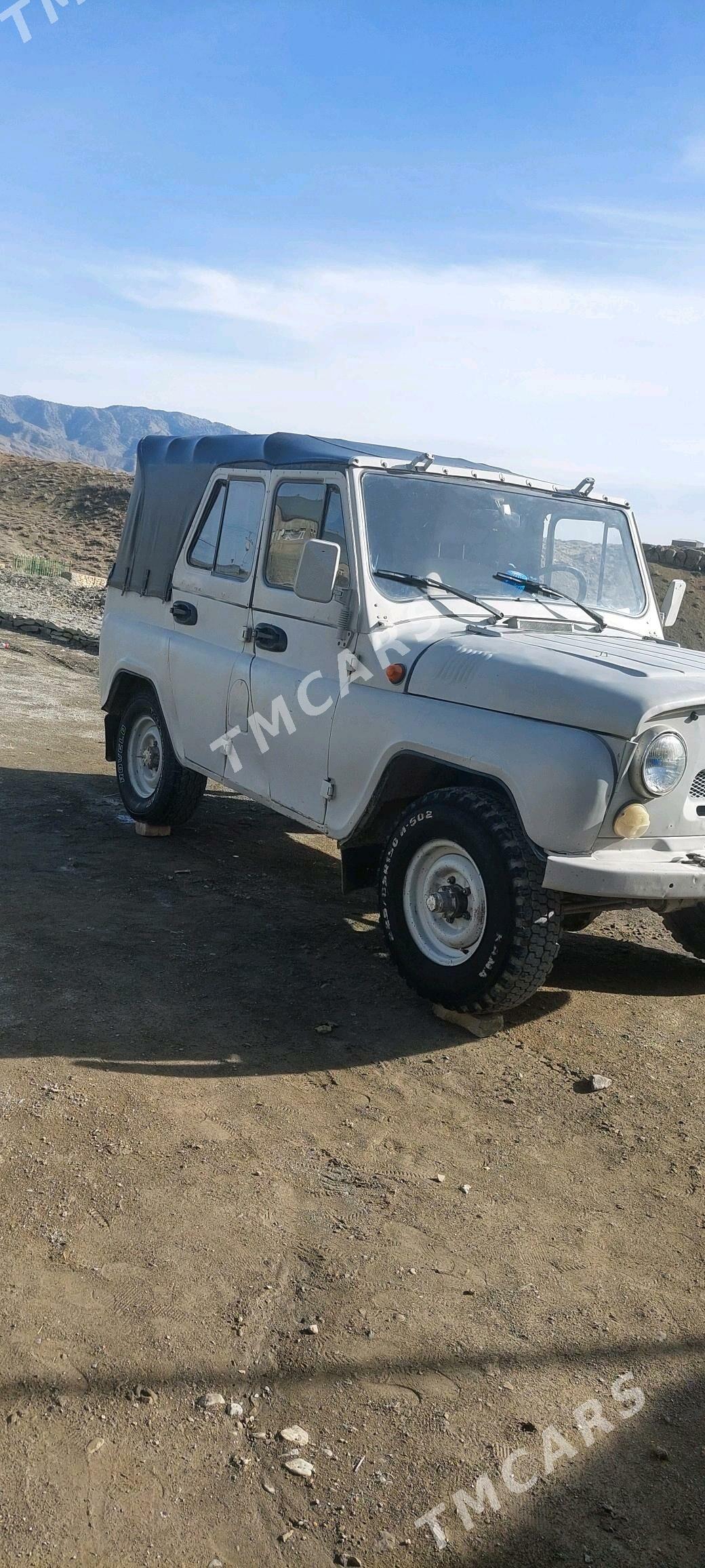 UAZ 469 2000 - 50 000 TMT - Bäherden - img 6