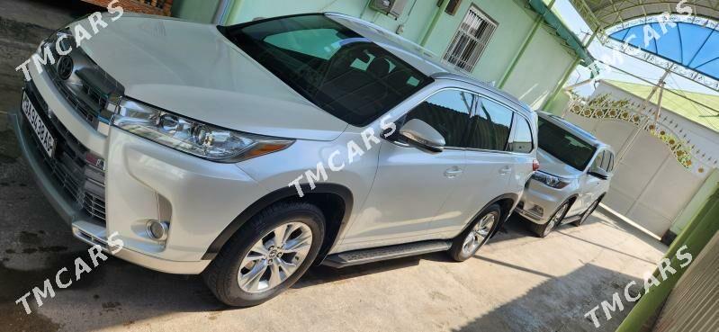 Toyota Highlander 2018 - 430 000 TMT - Aşgabat - img 10