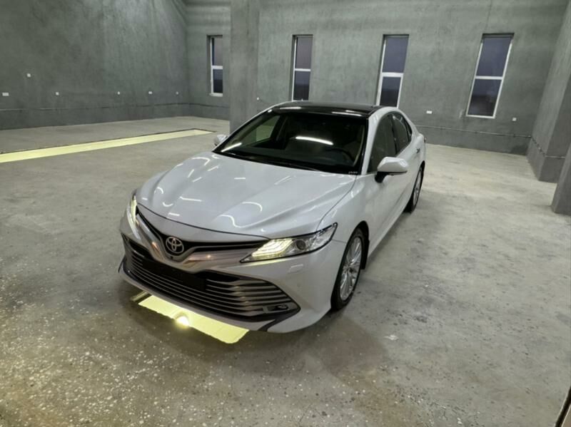 Toyota Camry 2019 - 595 000 TMT - Aşgabat - img 2