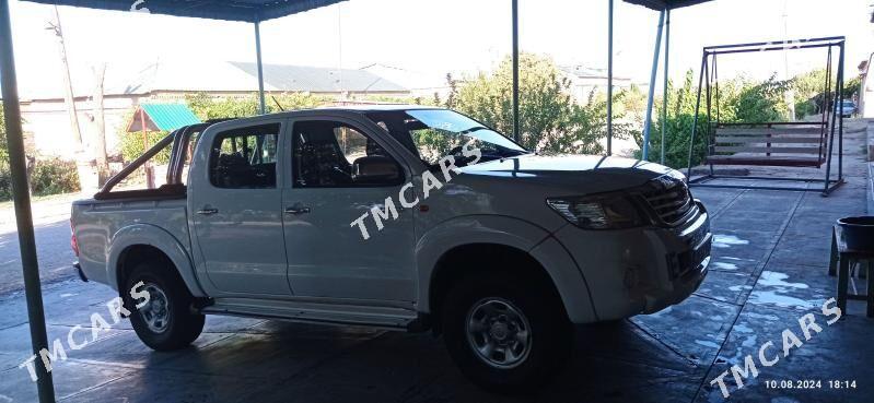 Toyota Hilux 2012 - 260 000 TMT - Farap - img 2