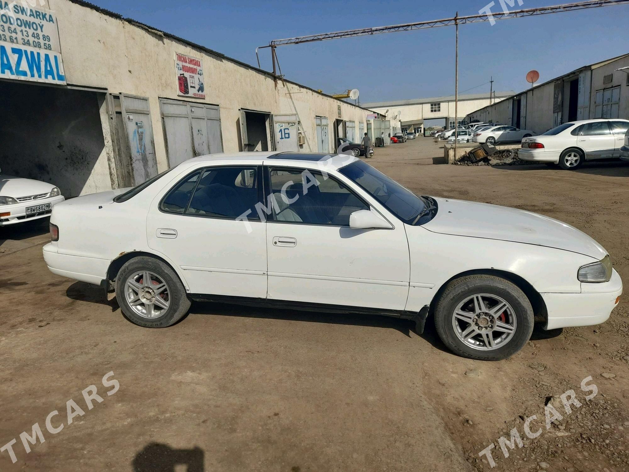 Toyota Camry 1993 - 70 000 TMT - Мары - img 3