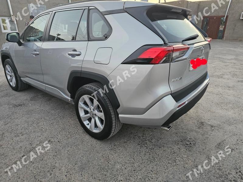 Toyota RAV4 2020 - 385 000 TMT - Мары - img 2