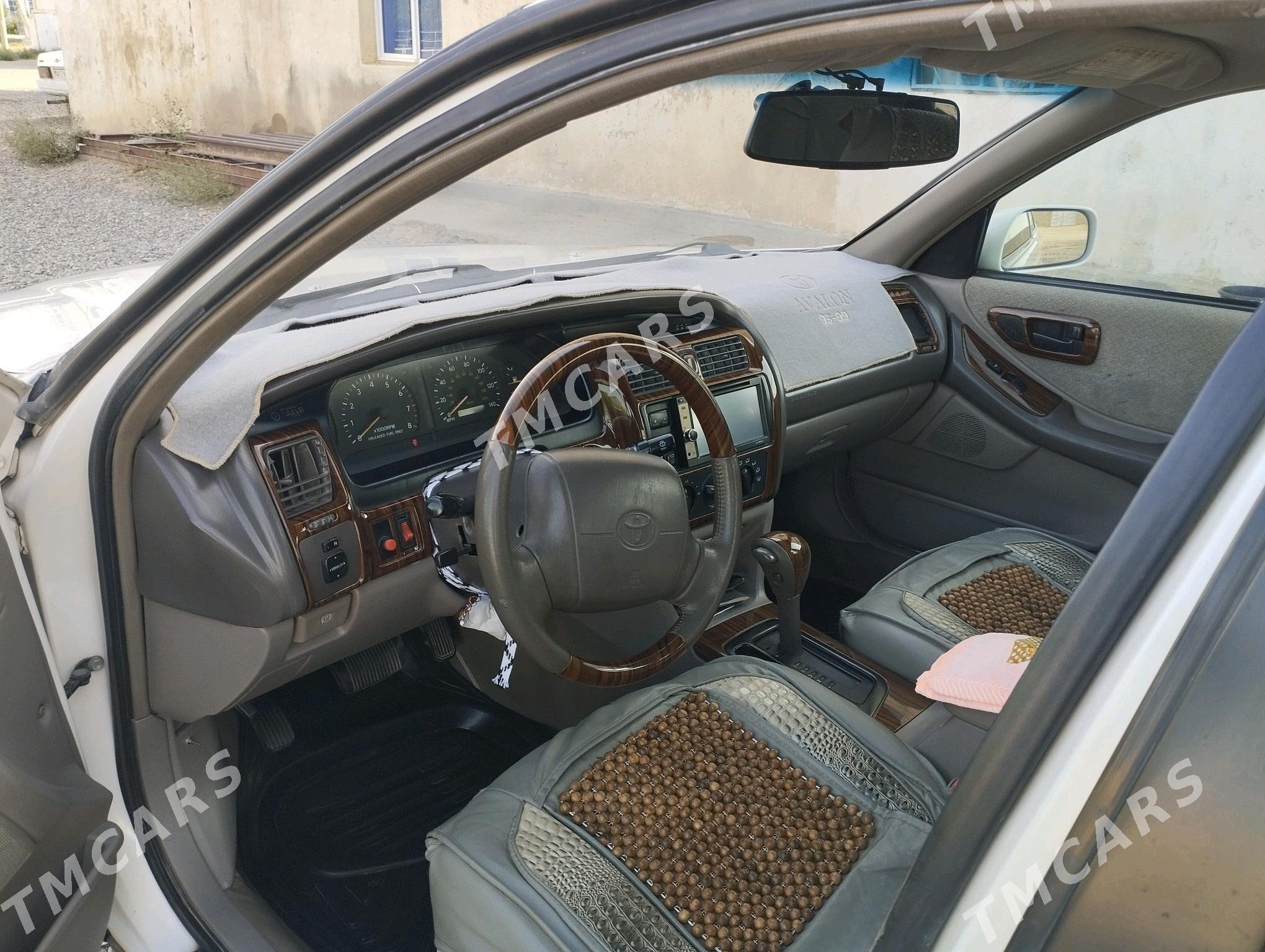 Toyota Avalon 1998 - 130 000 TMT - Гызыларбат - img 2