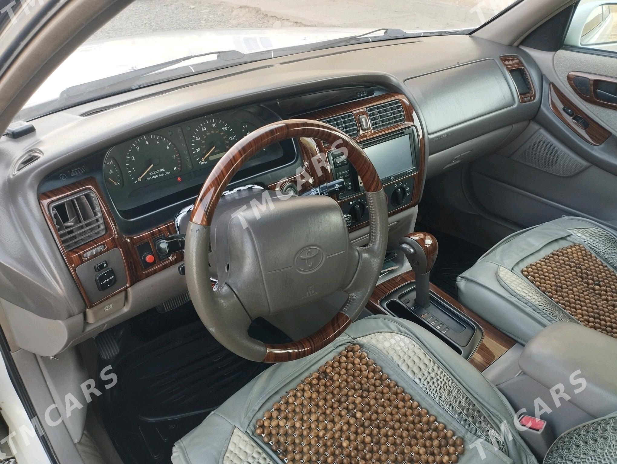 Toyota Avalon 1998 - 130 000 TMT - Гызыларбат - img 9