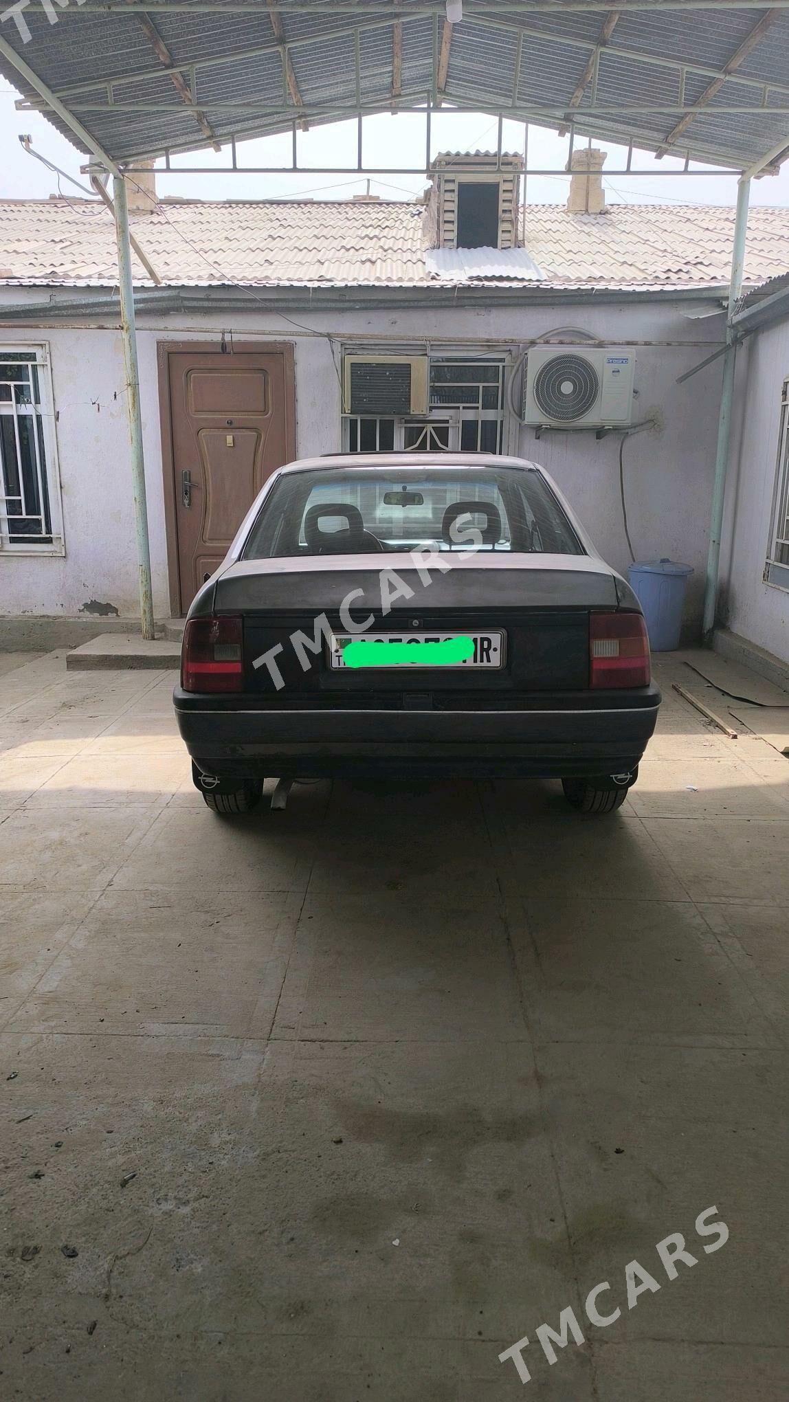 Opel Vectra 1989 - 21 000 TMT - Байрамали - img 6