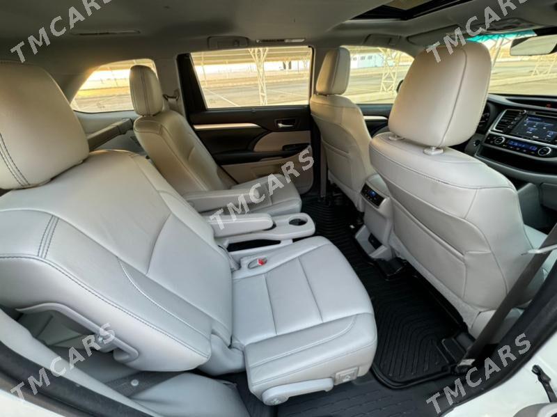 Toyota Highlander 2018 - 475 000 TMT - Aşgabat - img 8