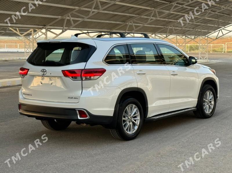 Toyota Highlander 2018 - 475 000 TMT - Aşgabat - img 3