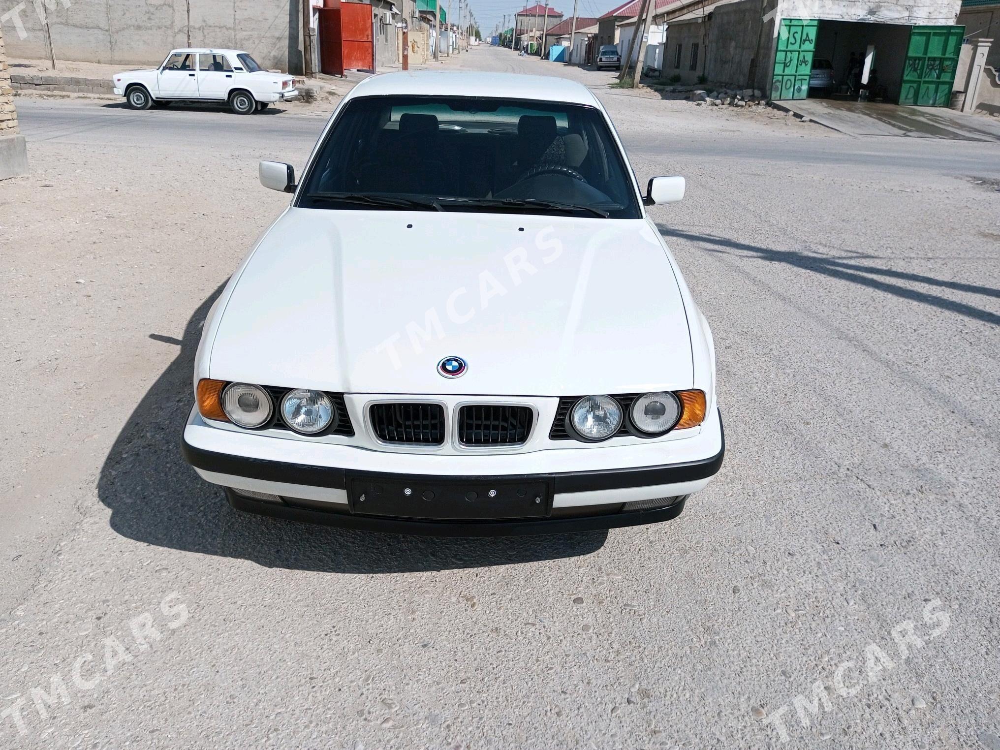 BMW 525 1995 - 45 000 TMT - Балканабат - img 2