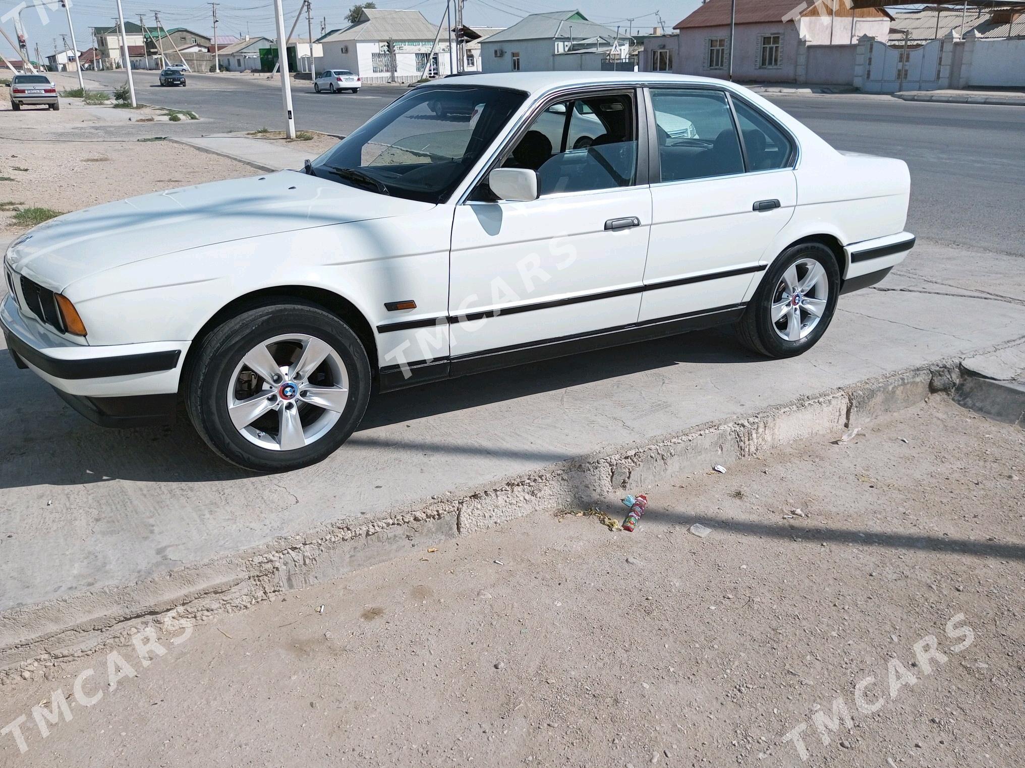 BMW 525 1995 - 45 000 TMT - Balkanabat - img 3