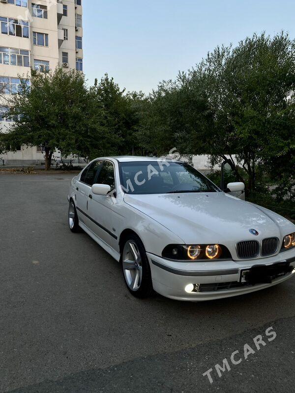 BMW E39 2003 - 100 000 TMT - Aşgabat - img 4