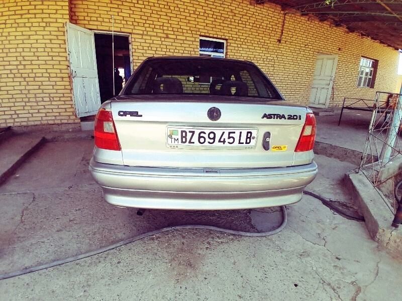 Opel Astra 1993 - 35 000 TMT - Darganata - img 3