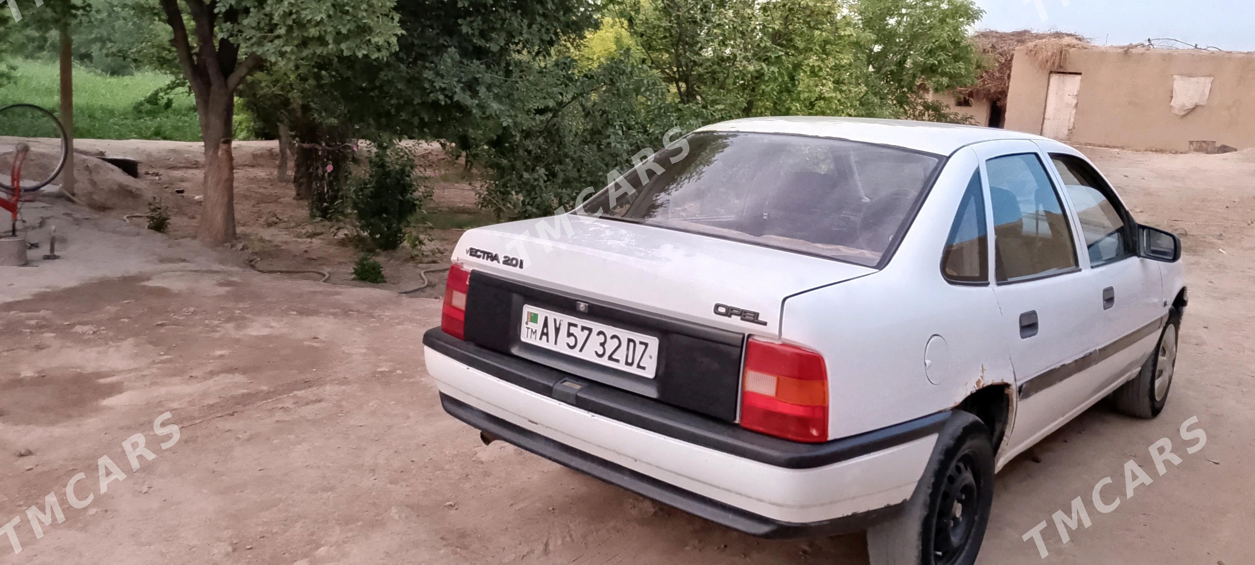 Opel Vectra 1989 - 23 000 TMT - Гурбансолтан Едже - img 2