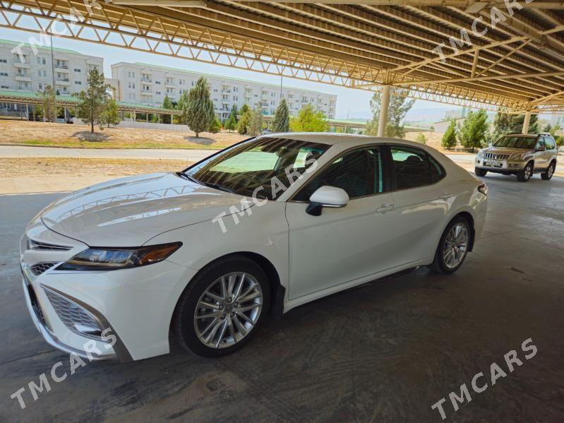 Toyota Camry 2021 - 325 000 TMT - Кëши - img 2