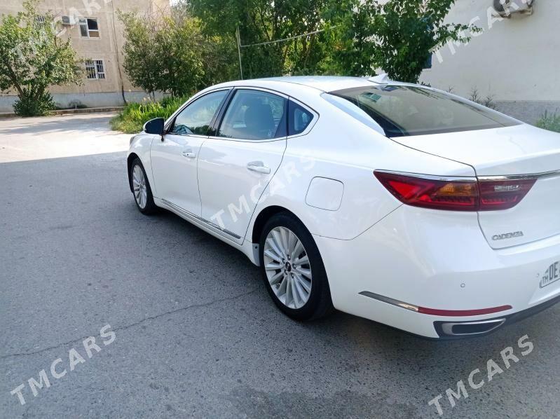 Kia Cadenza 2018 - 250 000 TMT - Мир 7 - img 5