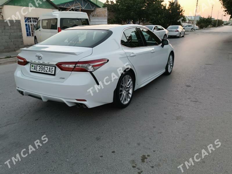 Toyota Camry 2018 - 360 000 TMT - Бузмеин - img 5